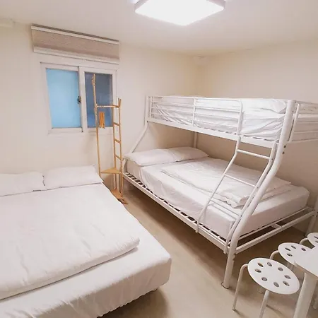 G Yongsan Inn